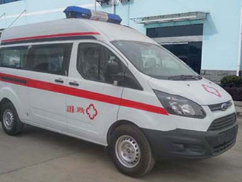 福特V362中軸中頂泰格紅(hóng)救護車