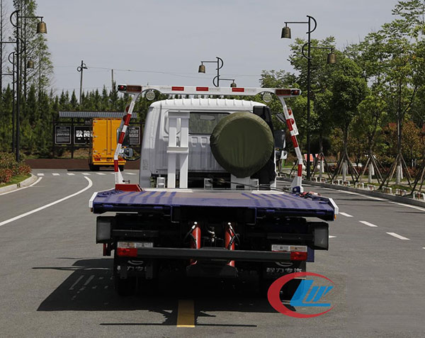 國(guó)六東風多(duō)利卡D6藍牌清障車